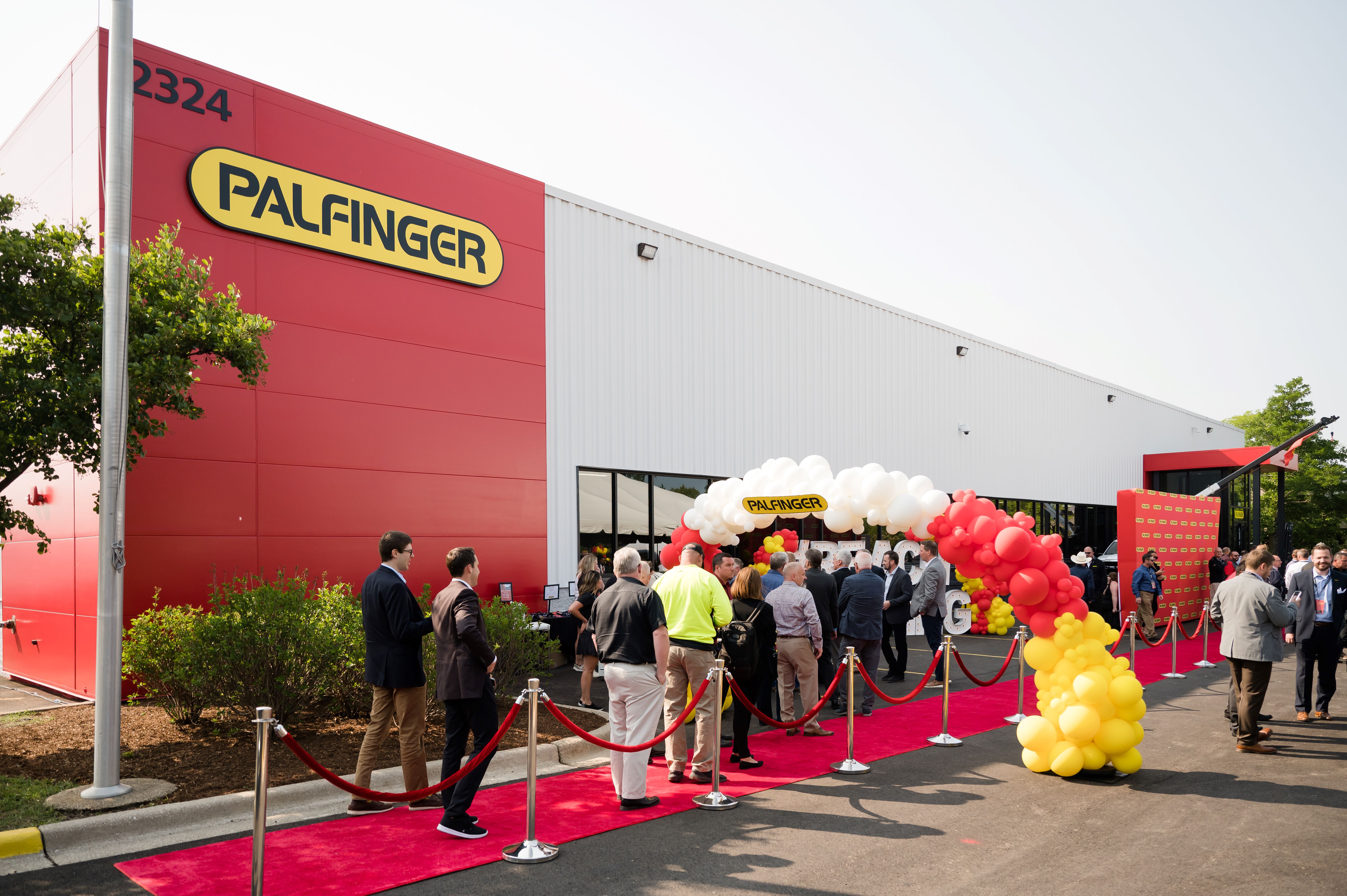 HQ GRAND OPENING photo 3