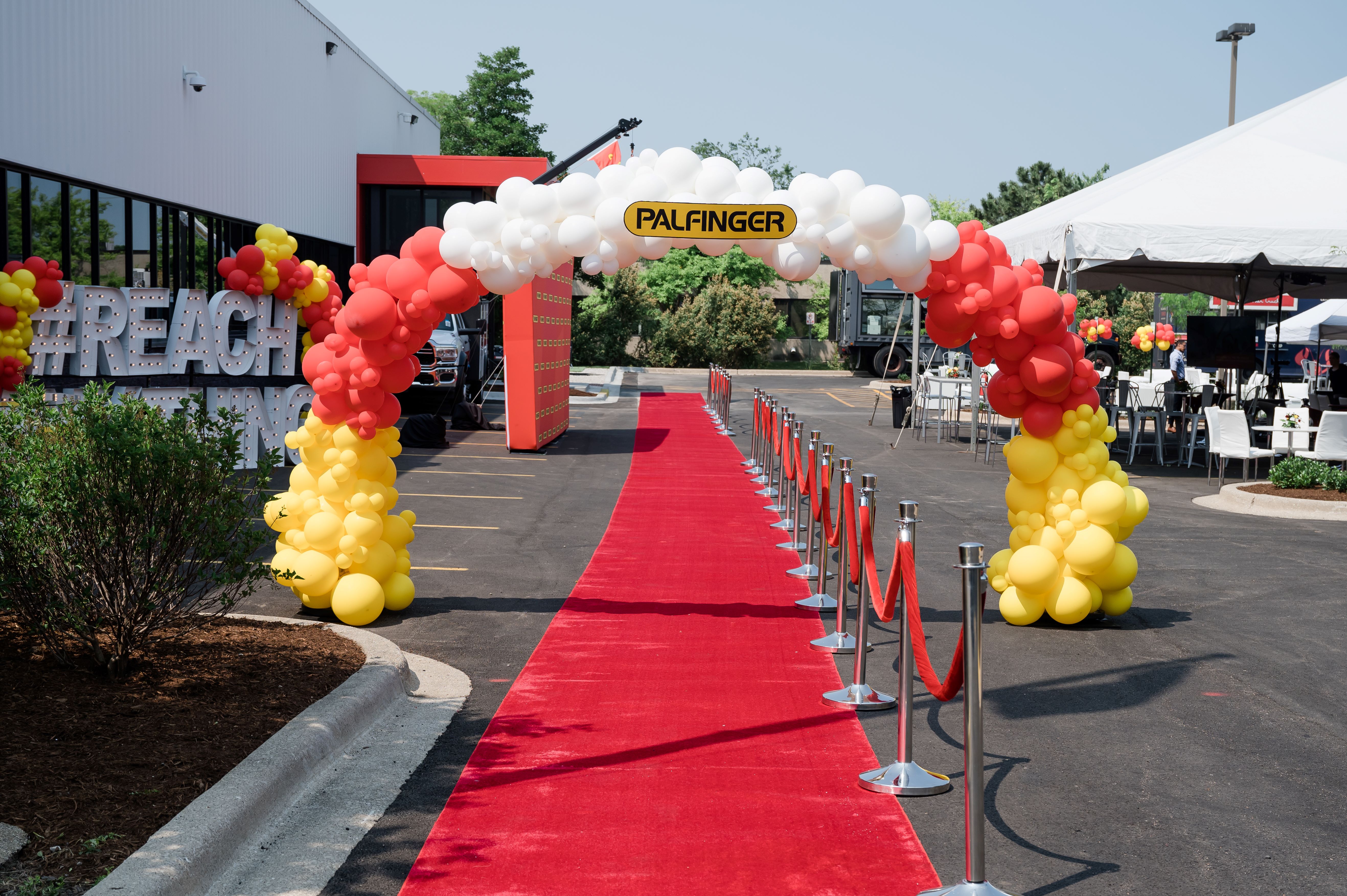 HQ GRAND OPENING photo 17